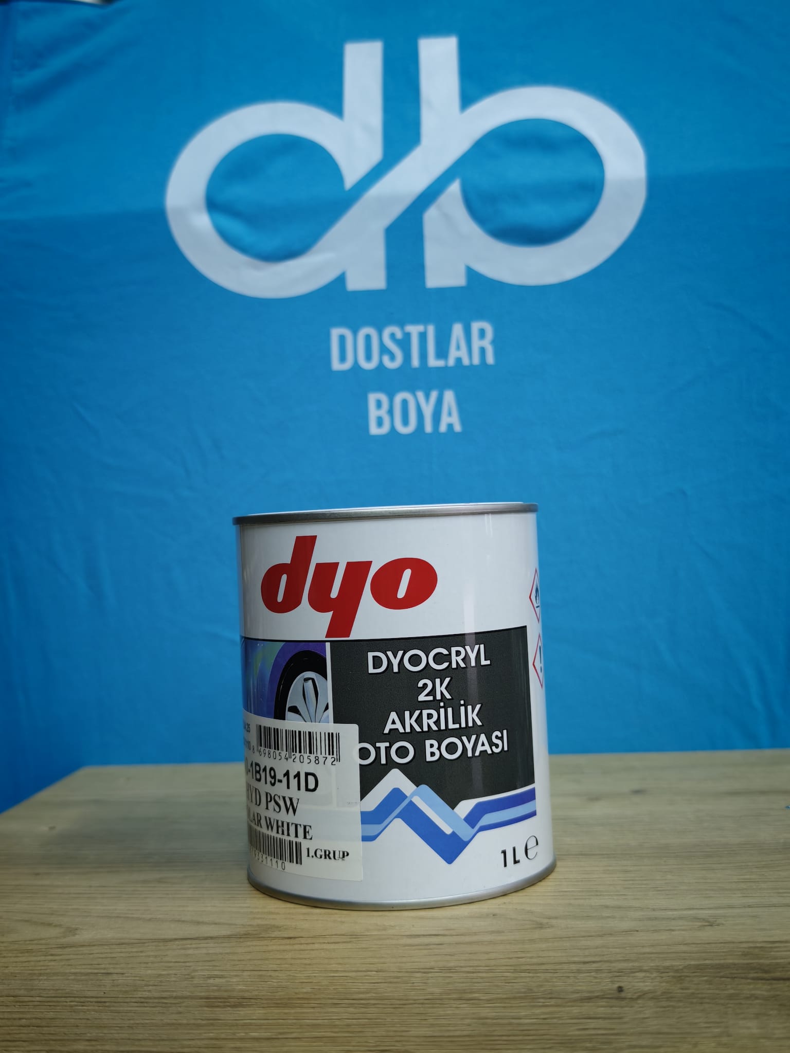 DYO akrilik düz renkler